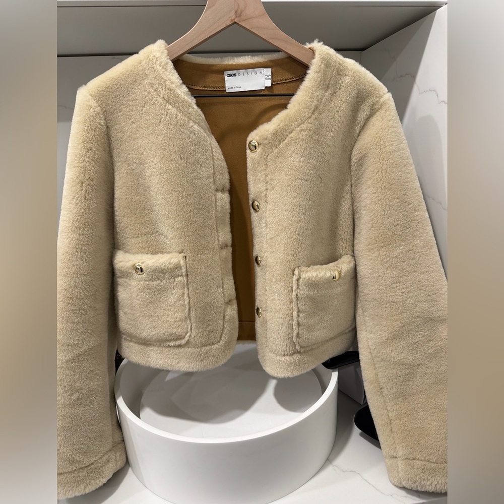 ASOS Design Cream Borg Teddy Jacket Size 2 Oversized Button Front